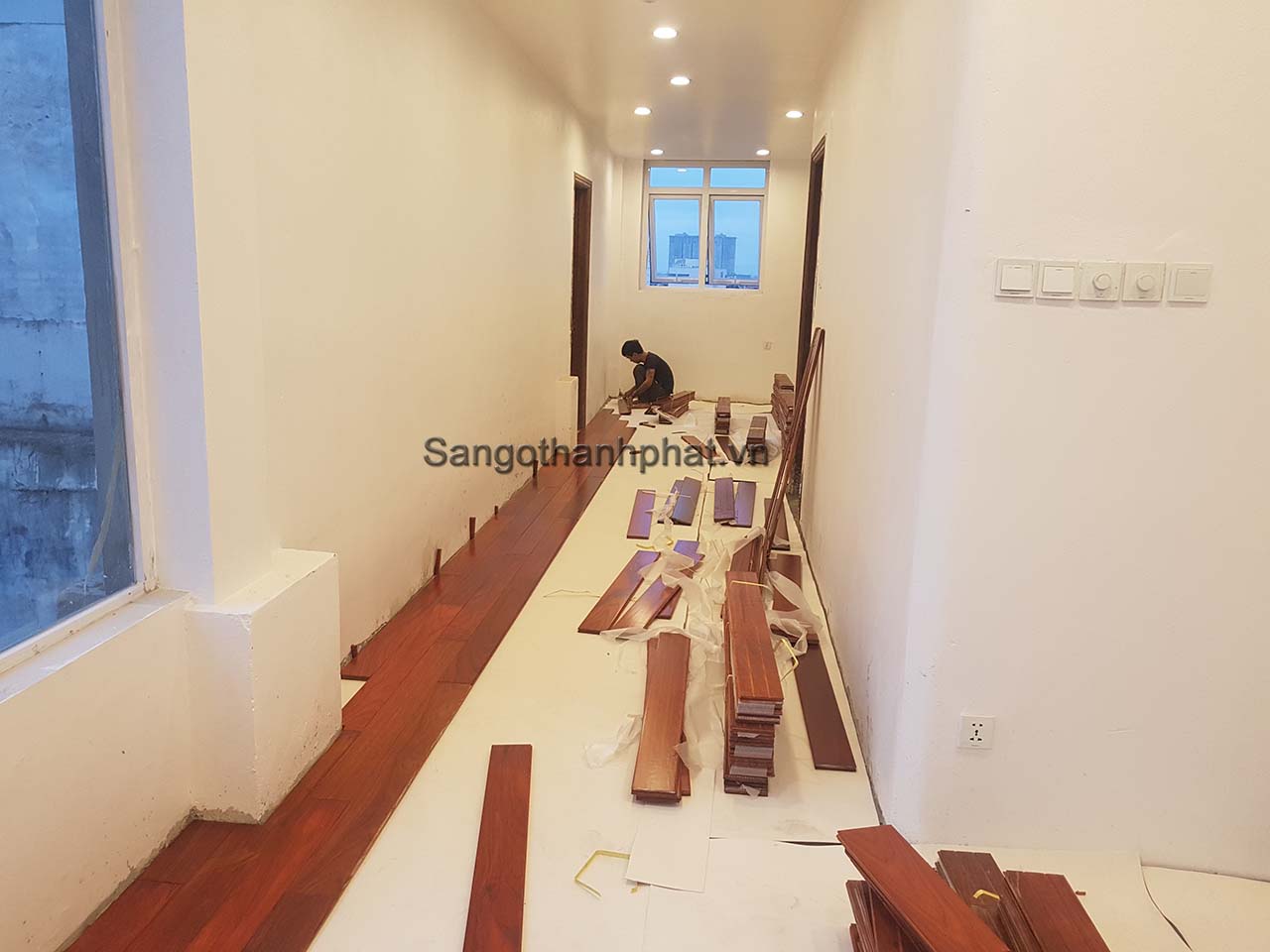 Lắp đặt sàn gỗ Hương đỏ