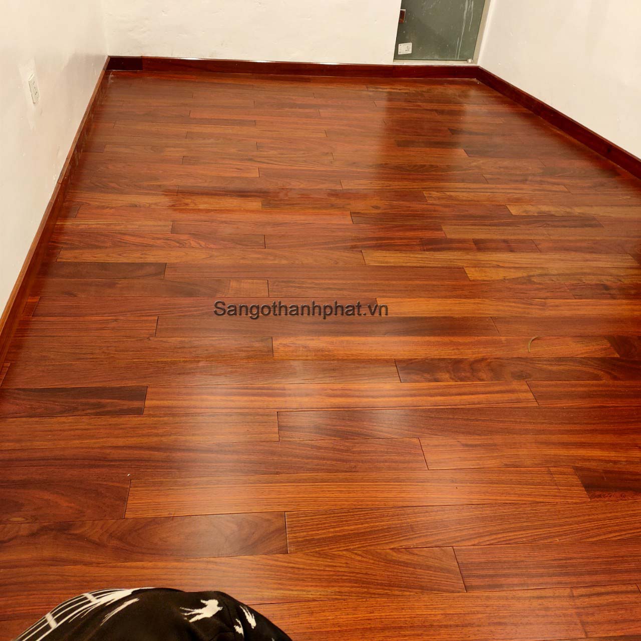 Sàn gỗ Hương đỏ có bền không?