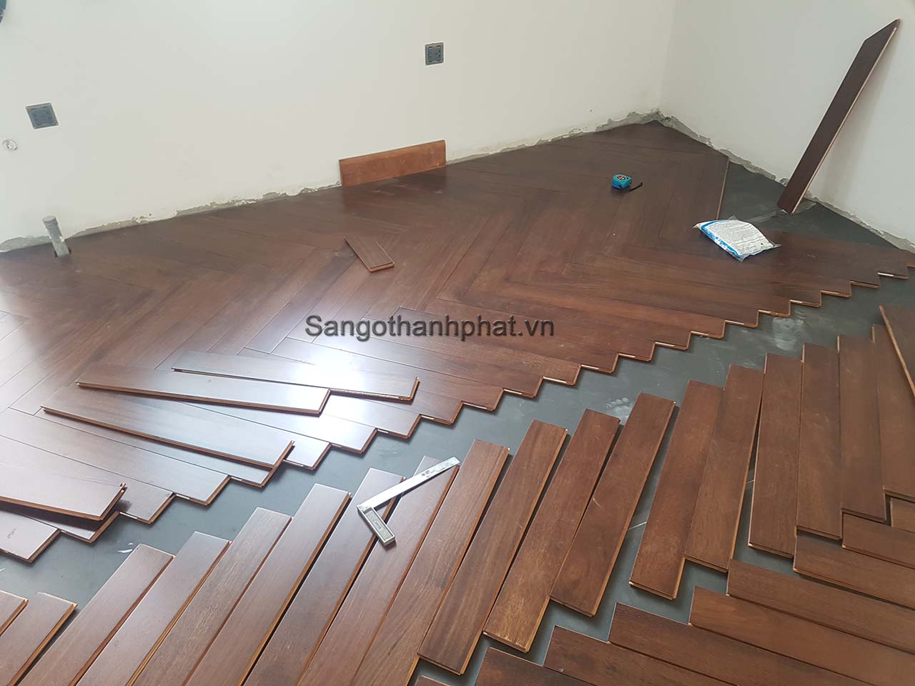 sàn gõ đỏ Nam Phi