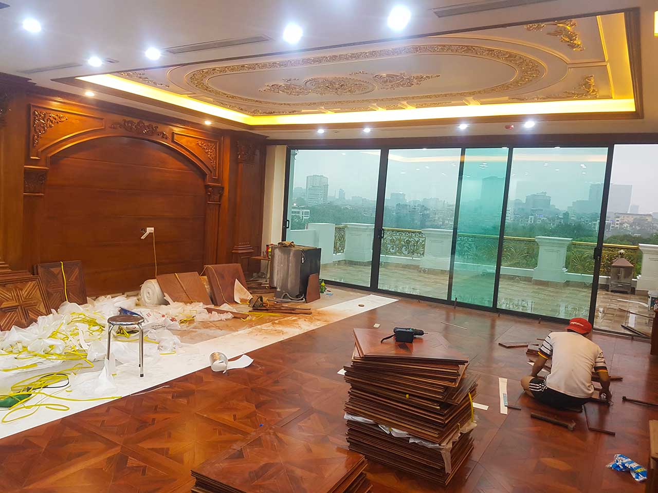 Thi công lắp đặt sàn gỗ nghệ thuật gỗ Hương tại Thanh Nhàn, Hà Nội